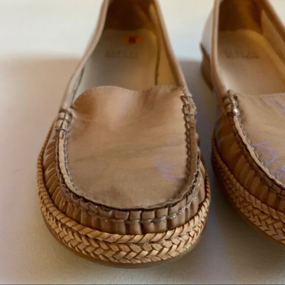 Stuart Weitzman Loafers Flats Shoes Camel Patent Leather Geek Loafers Size 5 - Picture 13 of 15